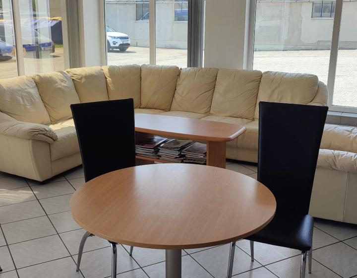 Autoservis s 3 izbovým bytom pri Martine ID: 006-18-TECUa