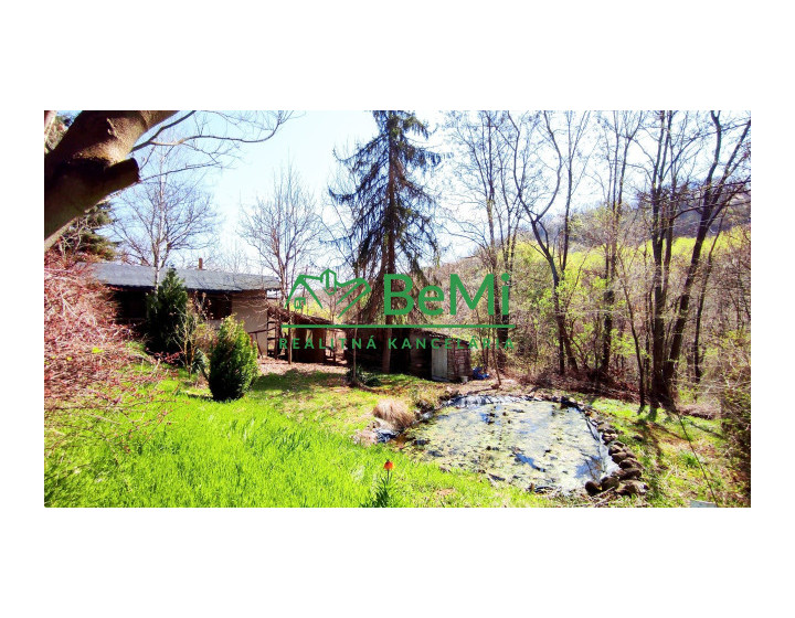 CHATA NA POLOSAMOTE 2733m² - NA PREDAJ