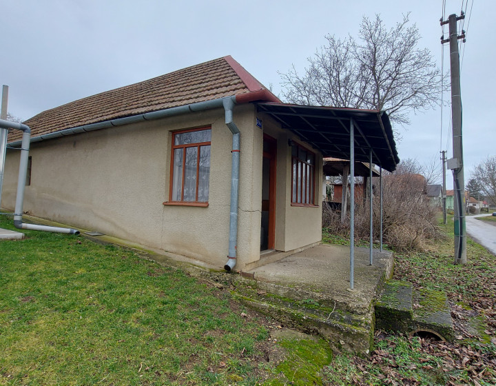 Predaj viničný domček Horný Oháj(242-13-JUF)