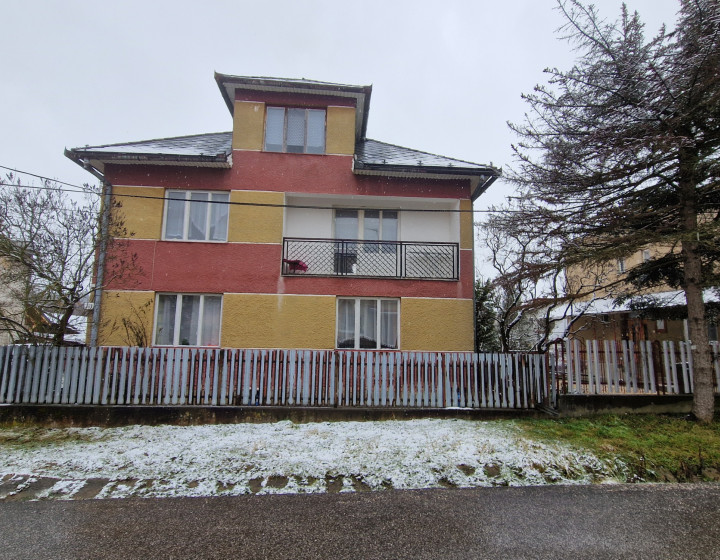 E X K L U Z Í V N E  dom Krásnohorské Podhradie-  NA PREDAJ