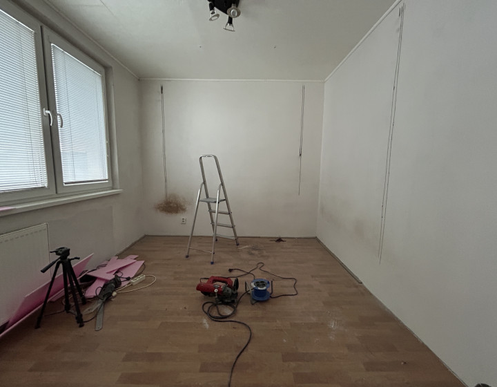 Predaj  3 izbový byt  - Levice (023-113-MIJKa)