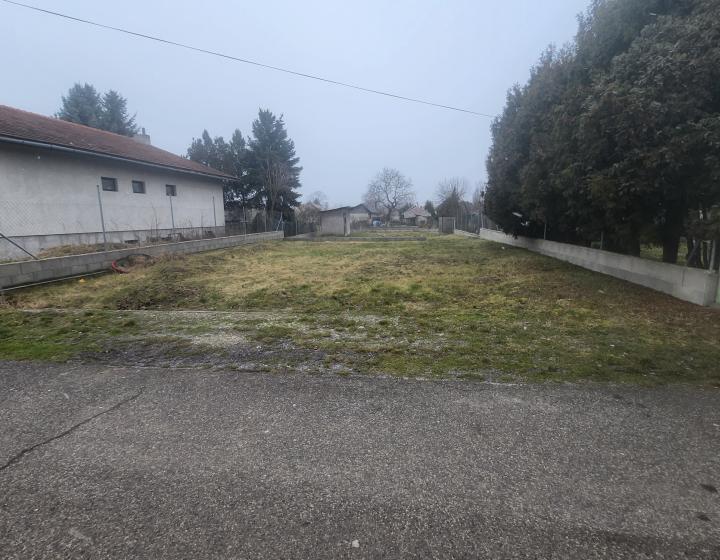 Predaj, stavebný pozemok - Jur nad Hronom (010-14-MIMI)