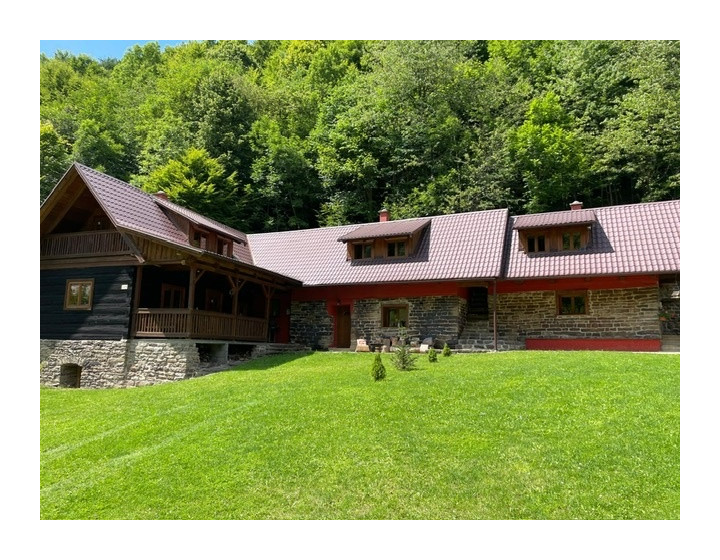 Zrekonštruovaný rodinný dom / chalupa v lone prírody – Horná Maríková