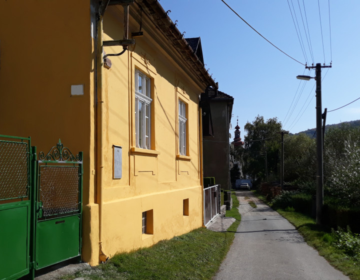 3- izbový dom pri kúpeľoch Štós v rekonštrukcii