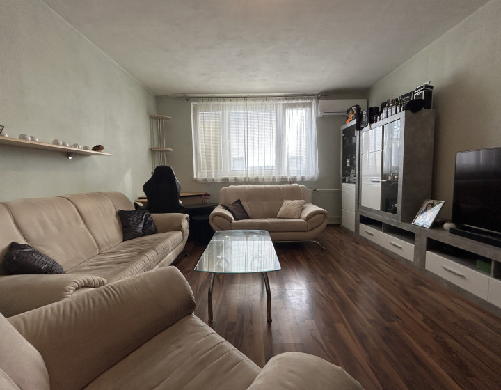 Predaj veľký 3 izbový byt  - LEVICE (116-113-MIJKa)