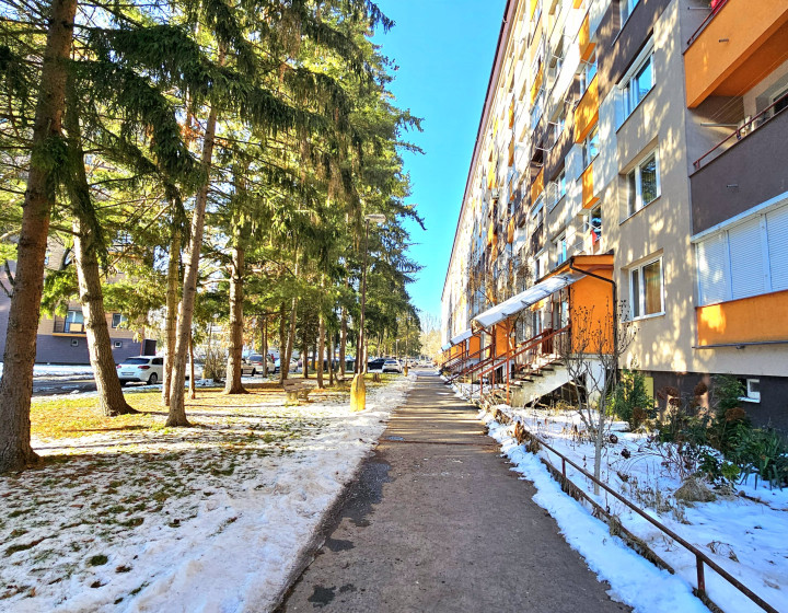 PREDAJ/VÝMENA 2-IZBOVÝ BYT S LÓDŽIOU SÍDL.RIMAVA RIM. SOBOTA