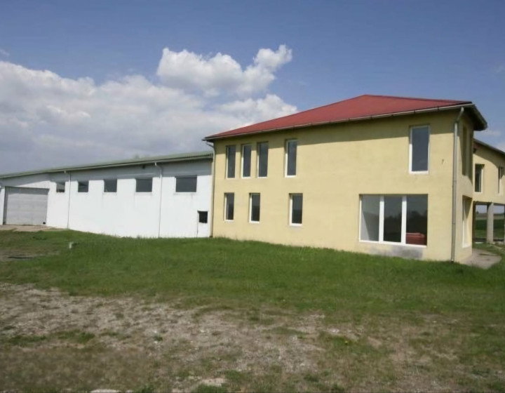 Poľnohospodársky sklad,chladiarenská budova v Gőnc-NA PREDAJ