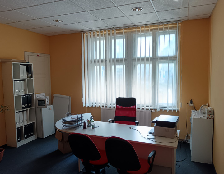 Nájom: Kancelársky priestor, 21,15m2, Žilina (249-28-MACH)