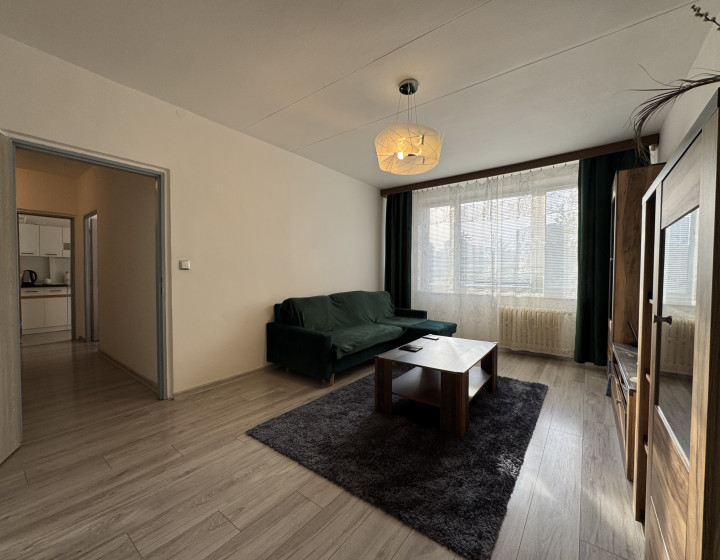 Pozoruhodné 3izbové bývanie blízko centra (006-113-JFE)