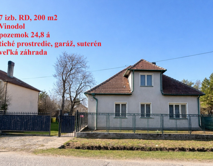 7-izbový rodinný dom, veľká záhrada, garáž, investičná príležitosť - Vinodol