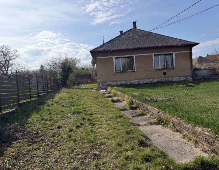 Rodinný dom v obci Forró , top lokalita - za výhodnú cenu