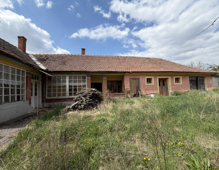 Rodinný dom v obci Abaújálpár 57 min od Košíc cena 29000,-Eu