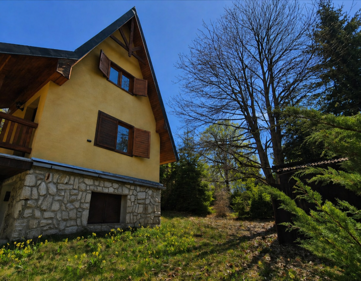 Pekná chata v  obci Kokava nad Rimavicou za 149000€ -PREDAJ