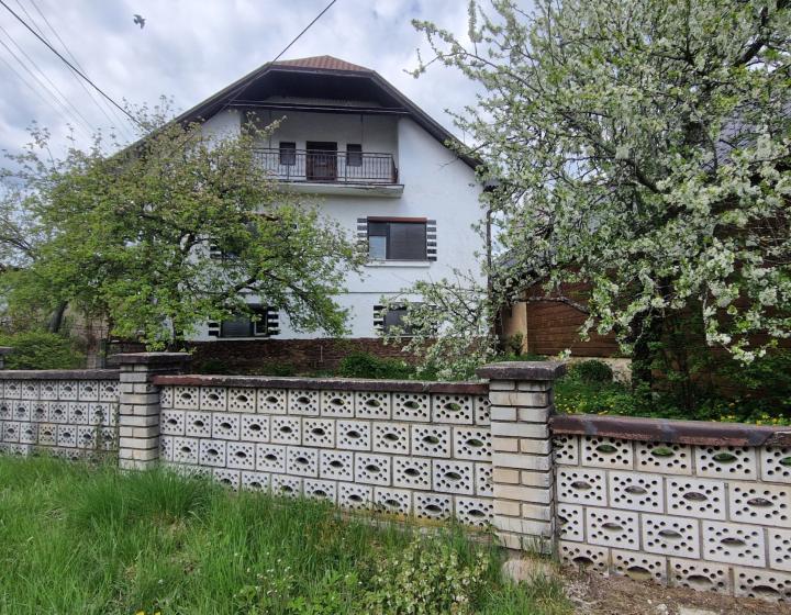 V Ý H O D N E NA PREDAJ DOM V REJDOVEJ ZA 75900,-Eur -PREDAJ
