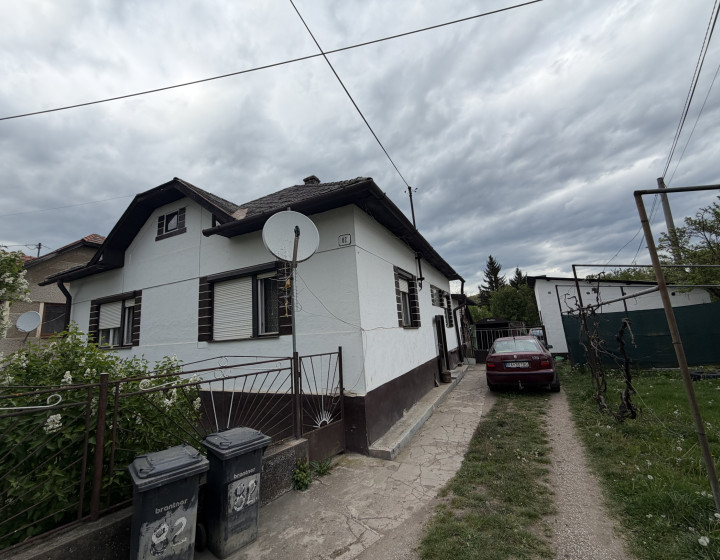 Priestranný dom v obci Licince - za výhodnú cenu-PREDAJ