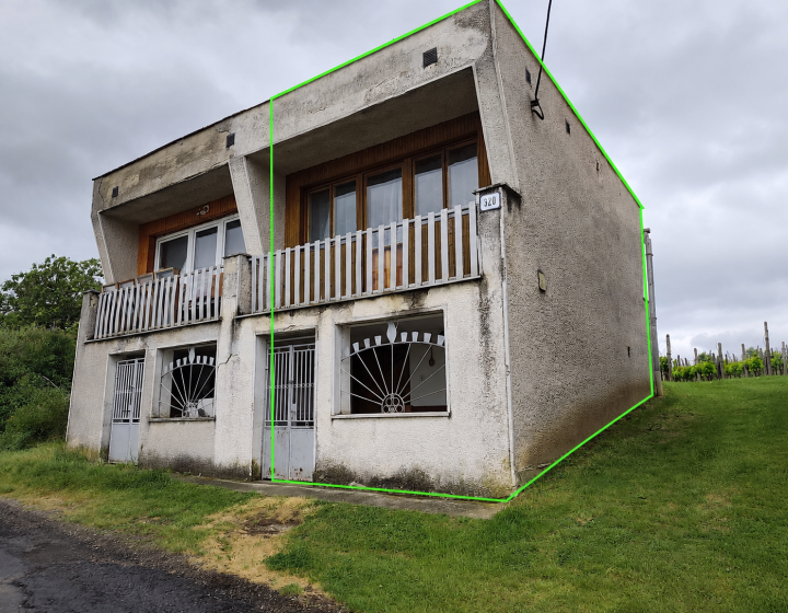 Predaj, viničný domček s vinicou a krásnym výhľadom - Podlužany (014-13-SIHU)
