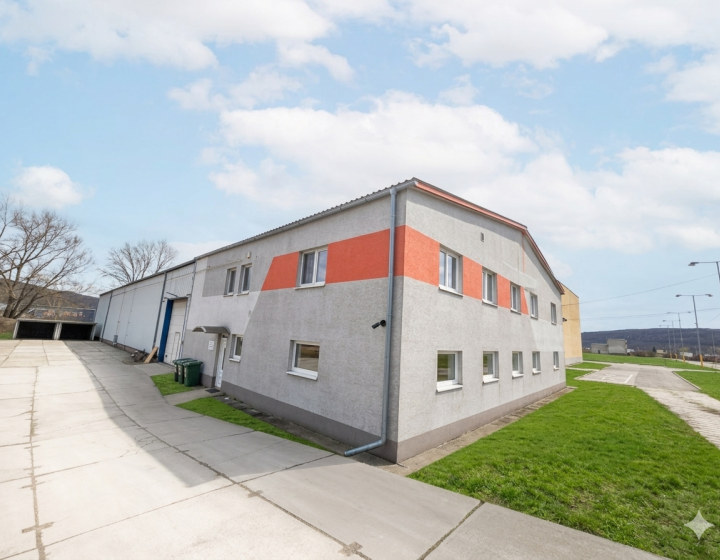 Znížená Cena Priemyselný areál pri Novom Meste nad Váhom