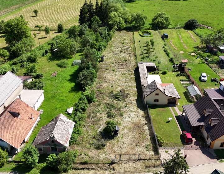 STAVEBNÝ POZEMOK 1857m2 PRI TEPLOM VRCHU - NA PREDAJ