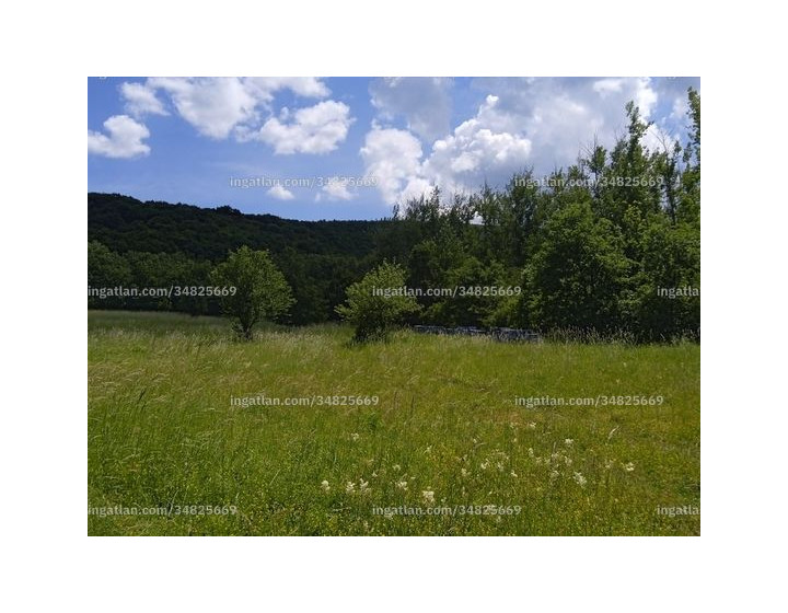 Pozemok v obci Fony v Maďarku  s výmerou 1023 m2-PREDAJ