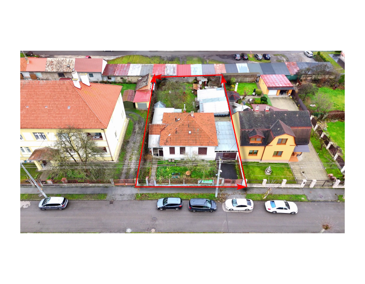 ZĽAVA MOŹNÁ-RODINNÝ DOM PRI CENTRE RIM. SOBOTY S GARÁŽOU