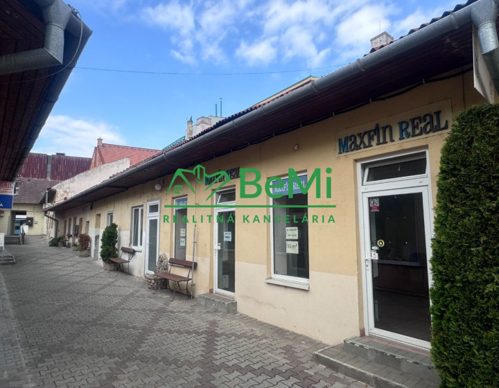 NA PRENÁJOM – prevádzkové, kancelárske alebo obchodné priestory 20 m2, Nitra – centrum                            (022-25-DABA)