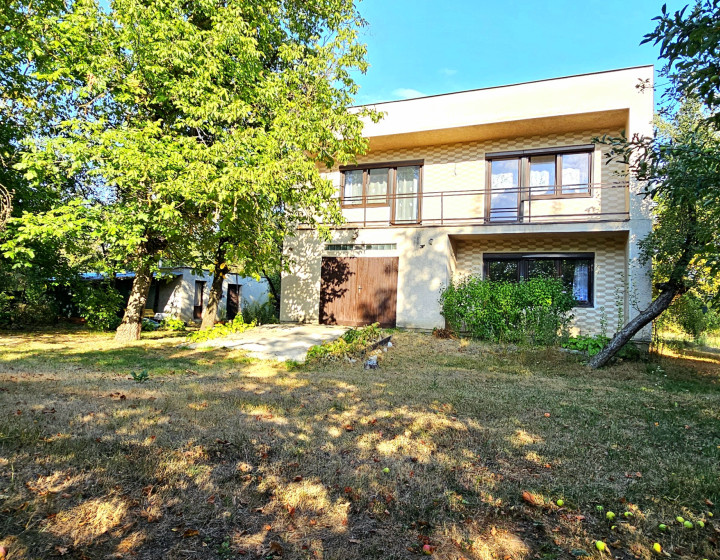 RODINNÝ DOM S VEĽKORYSÝM POZEMKOM 4182m2 - NA PREDAJ