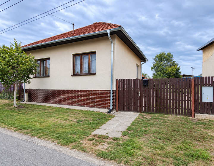 Predaj, rodinný dom - Čifáre (075-12-SIHA)