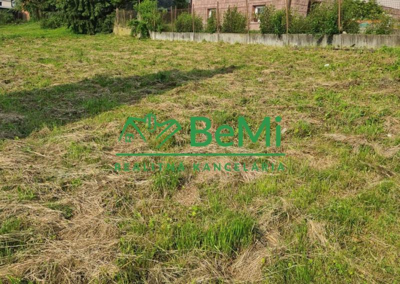 Predaj: Stavebný pozemok 871m2,Svrčinovec,Čadca (784-14-JAS)
