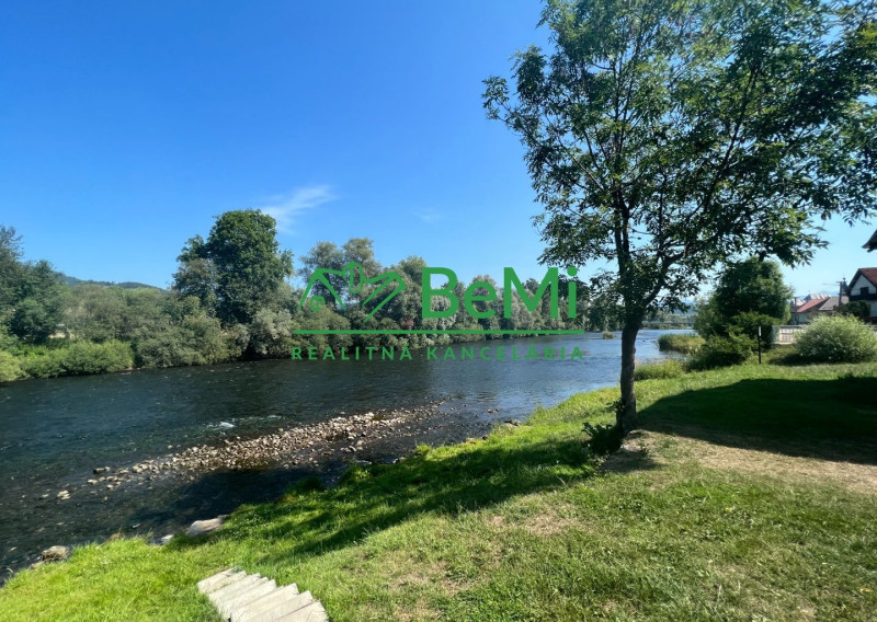 SUPER CENA!!! Dom pri Bešeňovej na predaj ID:001-18-STKE