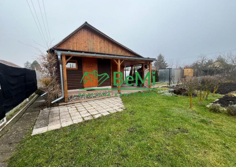 Predaj  záhradná  rekreačnej chata so záhradou -  Levice (071-13-MIJK)
