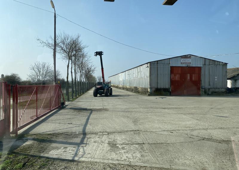 Skladová hala 1000 m² + spevnená vonk. plocha 1000 m² – Tvrdošovce, okres Nové Zámky  ID 003-14-BEST