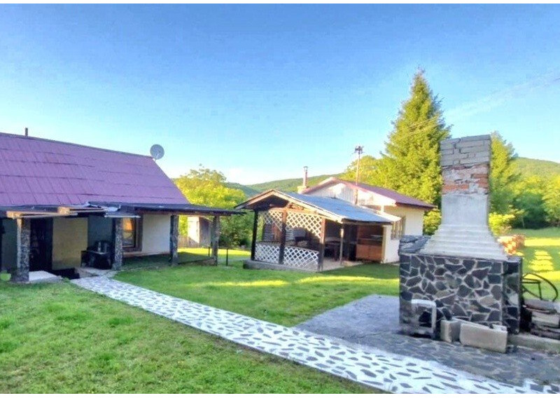 PREDANÉ- Predaj, čarovná chata - Vyhne (015-13-ZOLA)