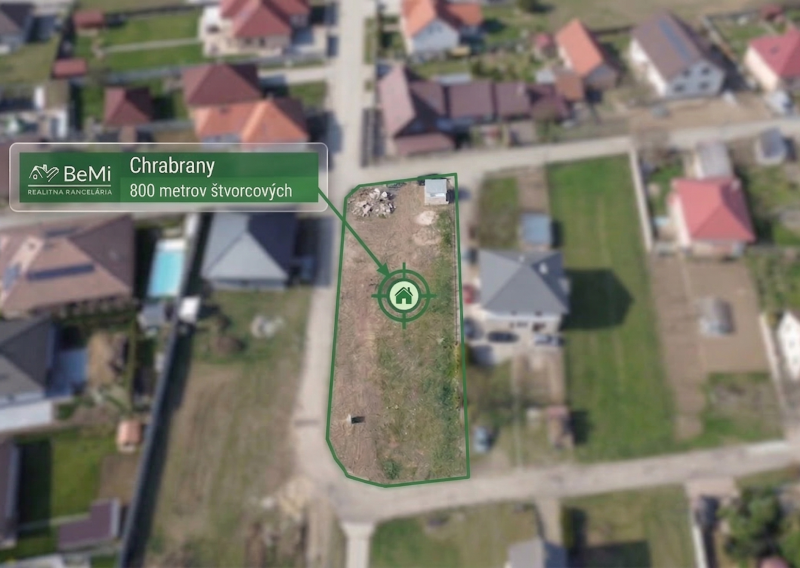 Pozemok 800m2 s hotovými sieťami: Hneď pri Topoľčanoch. 018-14-RAKOa