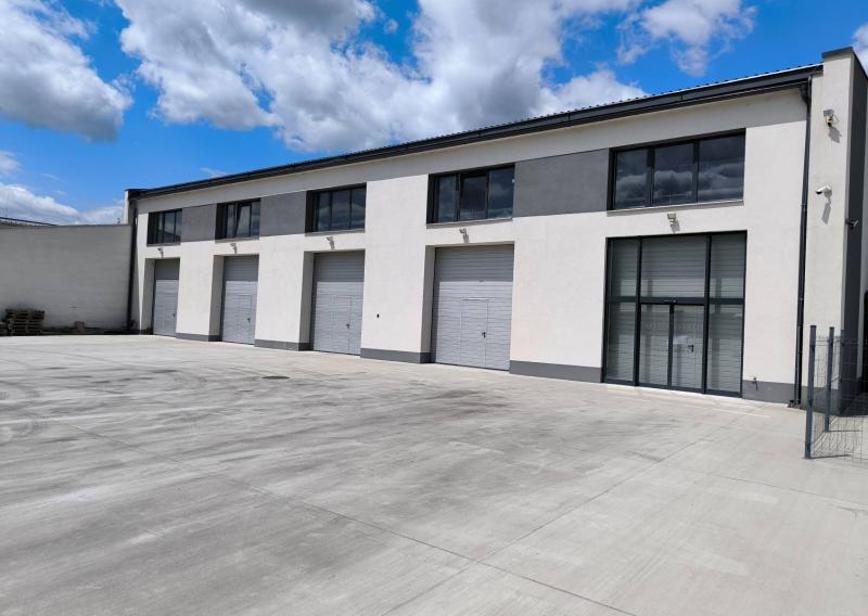 Prenájom: Priestory, Kysucké Nové Mesto, 800m2 (212-27-PEMO)