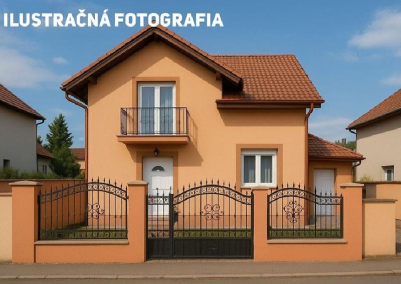 Priestranný 8-izbový rodinný dom s veľkým pozemkom a garážou – Ivanka pri Nitre